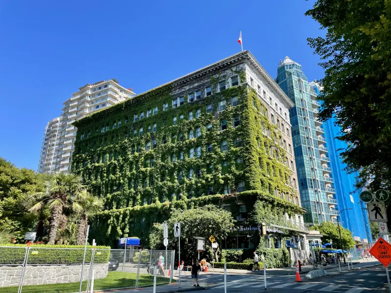 Green Hotel