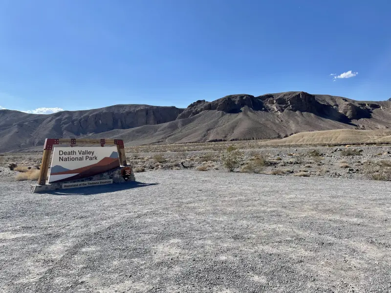 Death Valley entrance