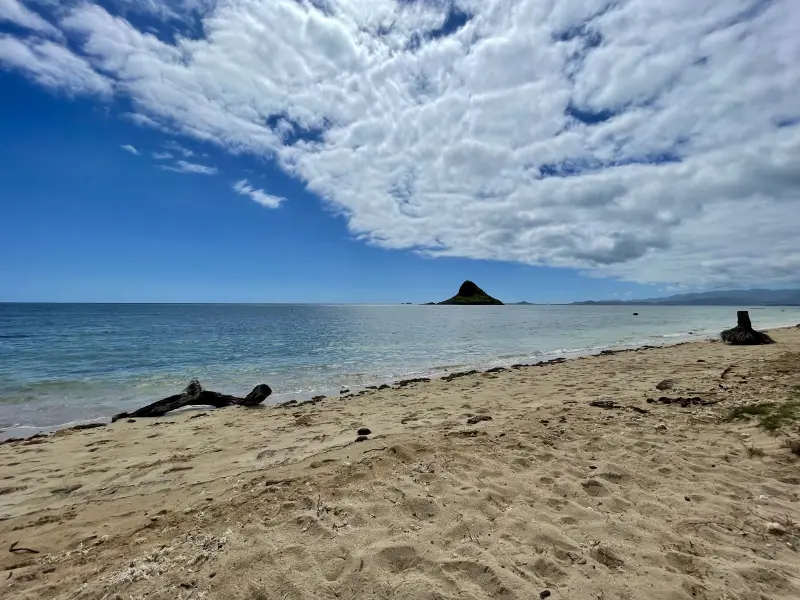 Stop along the way, view of Mokoliʻi